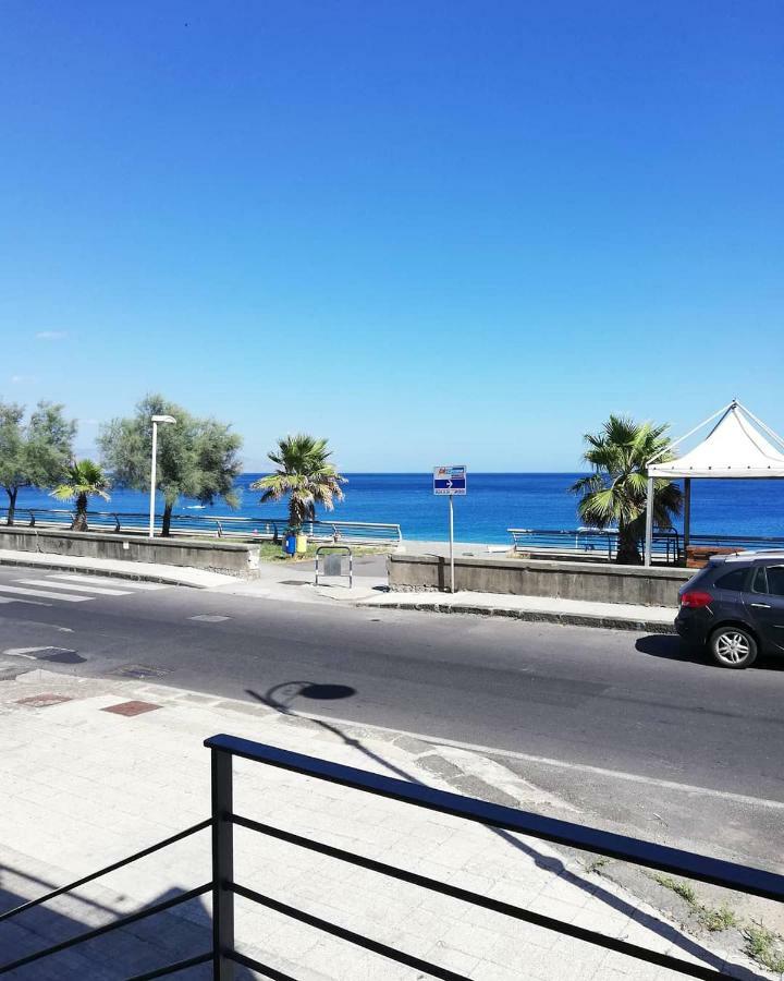 Sicilia Bedda B&B Ницца ди Сицилия Экстерьер фото